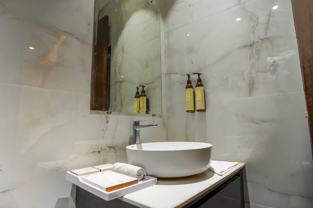 Darbar Executive Room - Bathroom