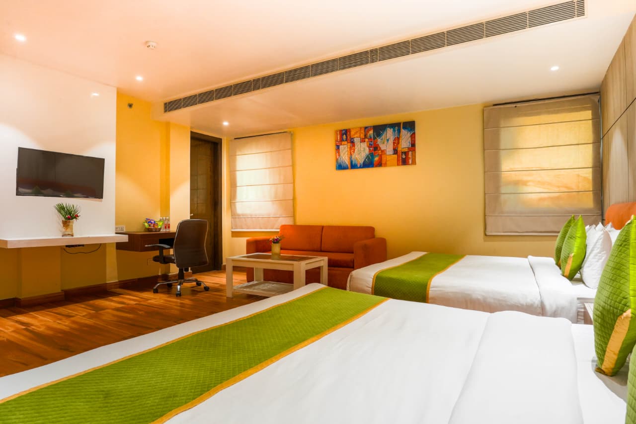 Golden Family Suite - Bedroom