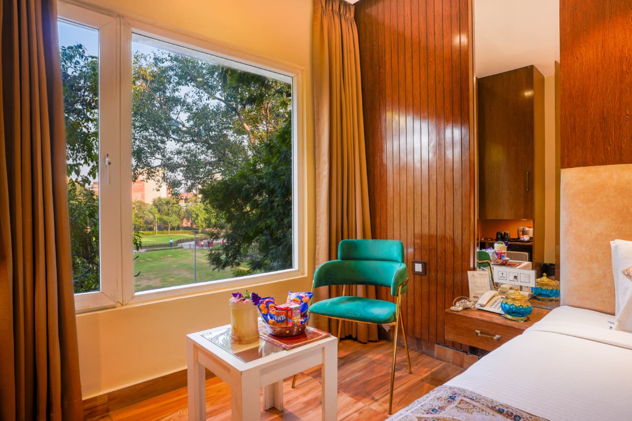 Jallianwala Bagh Luxury Room - Heritage View